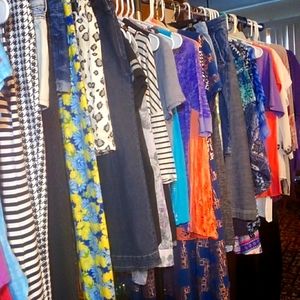 Like and follow this listing to be notified when I am Live